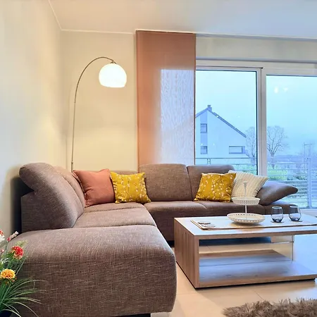 Apartment Comfort 2 Bedroom With Balcony And Parking *