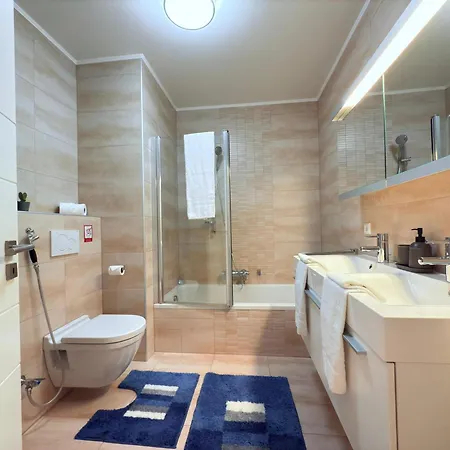 Comfort 2 Bedroom With Balcony And Parking * Mamer